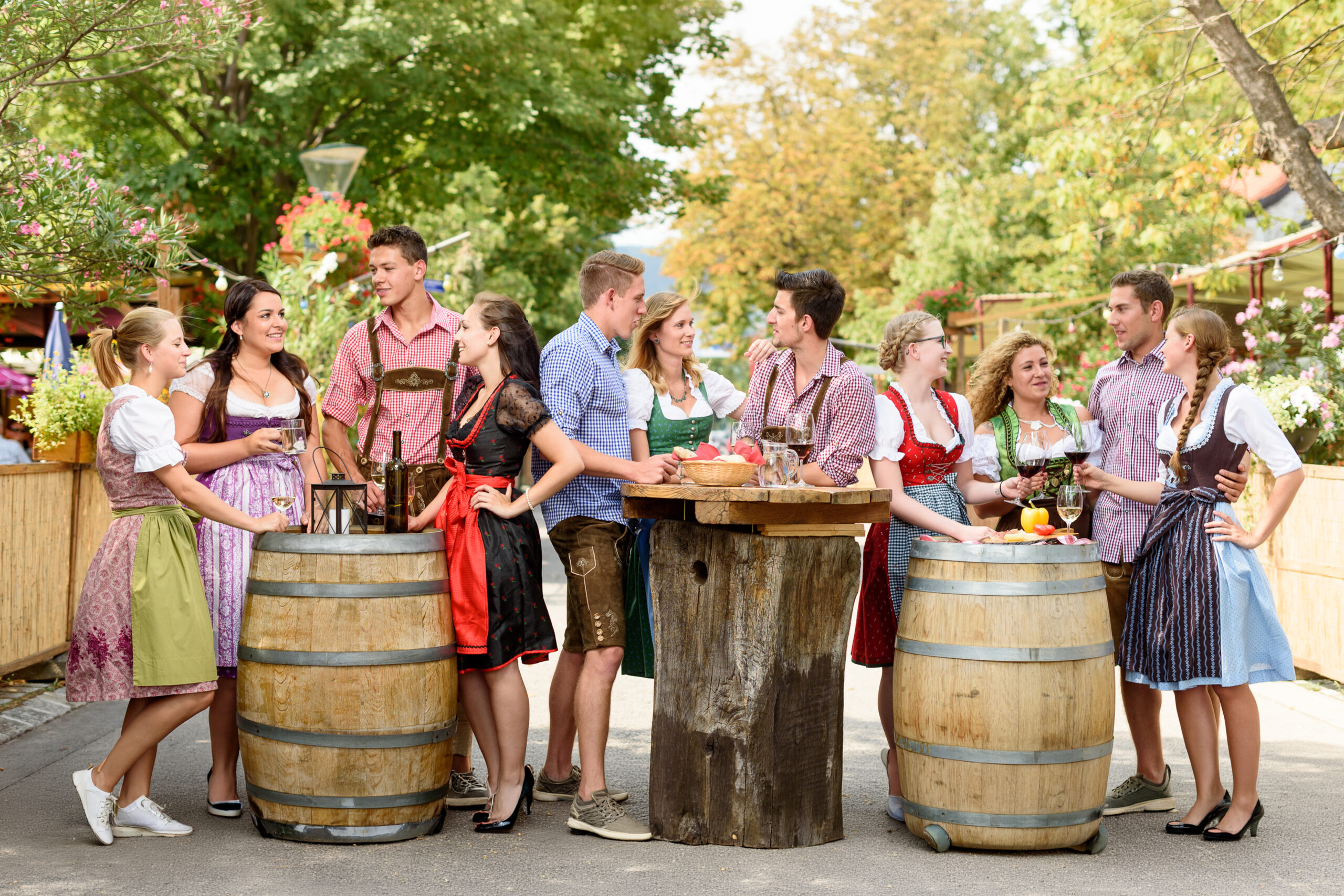 Eventfotografie — Gäste im Gespräch